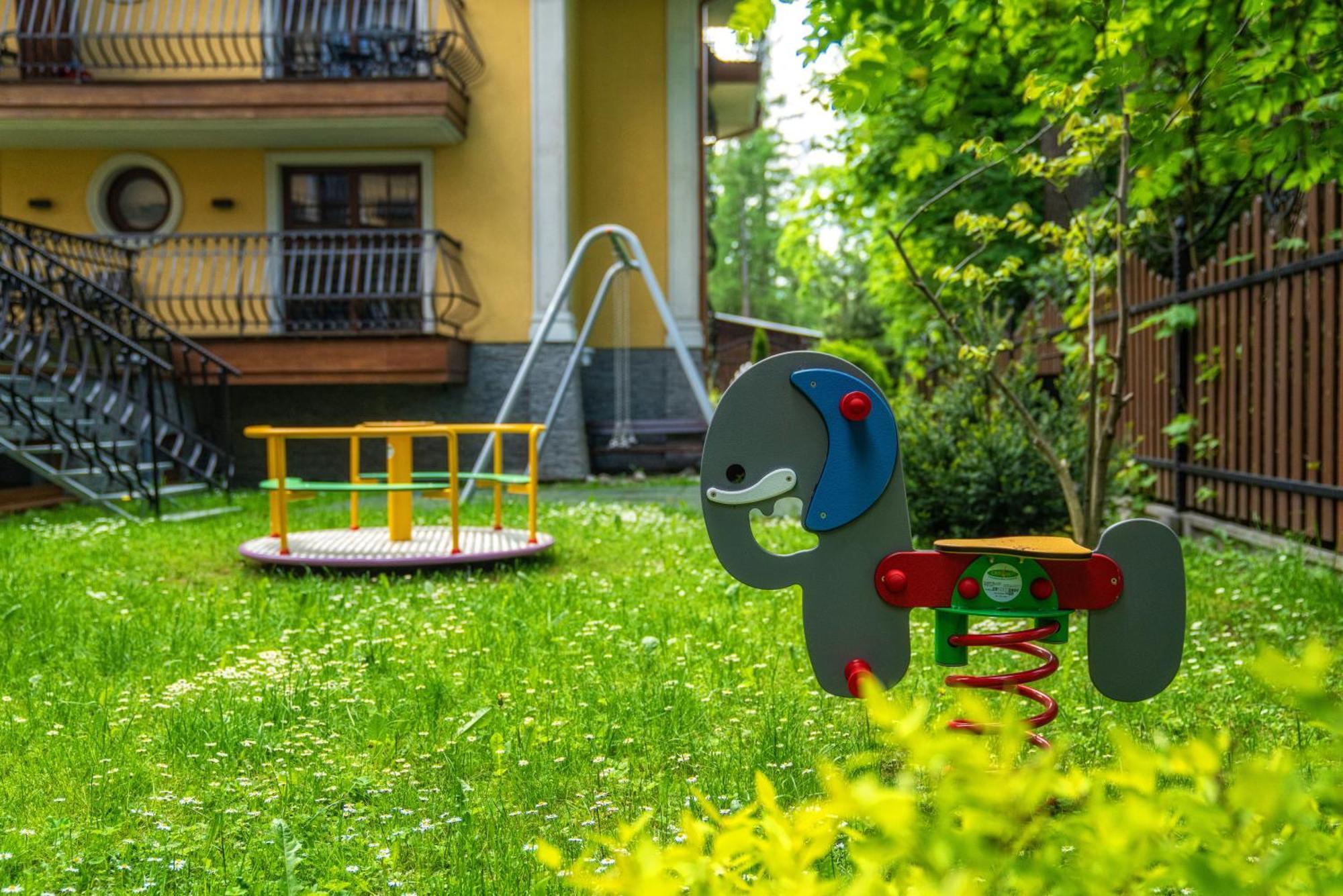 Rezydencja Sienkiewicza Zakopane Luaran gambar